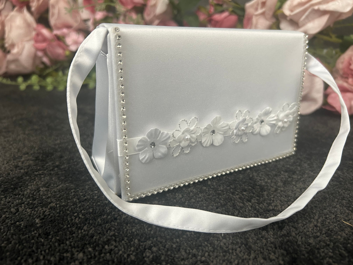 Sweetie Pie White Communion Handbag B4