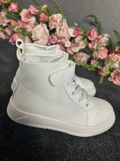 Sweetie Pie - Girls White Sneaker Shoes- Sadie