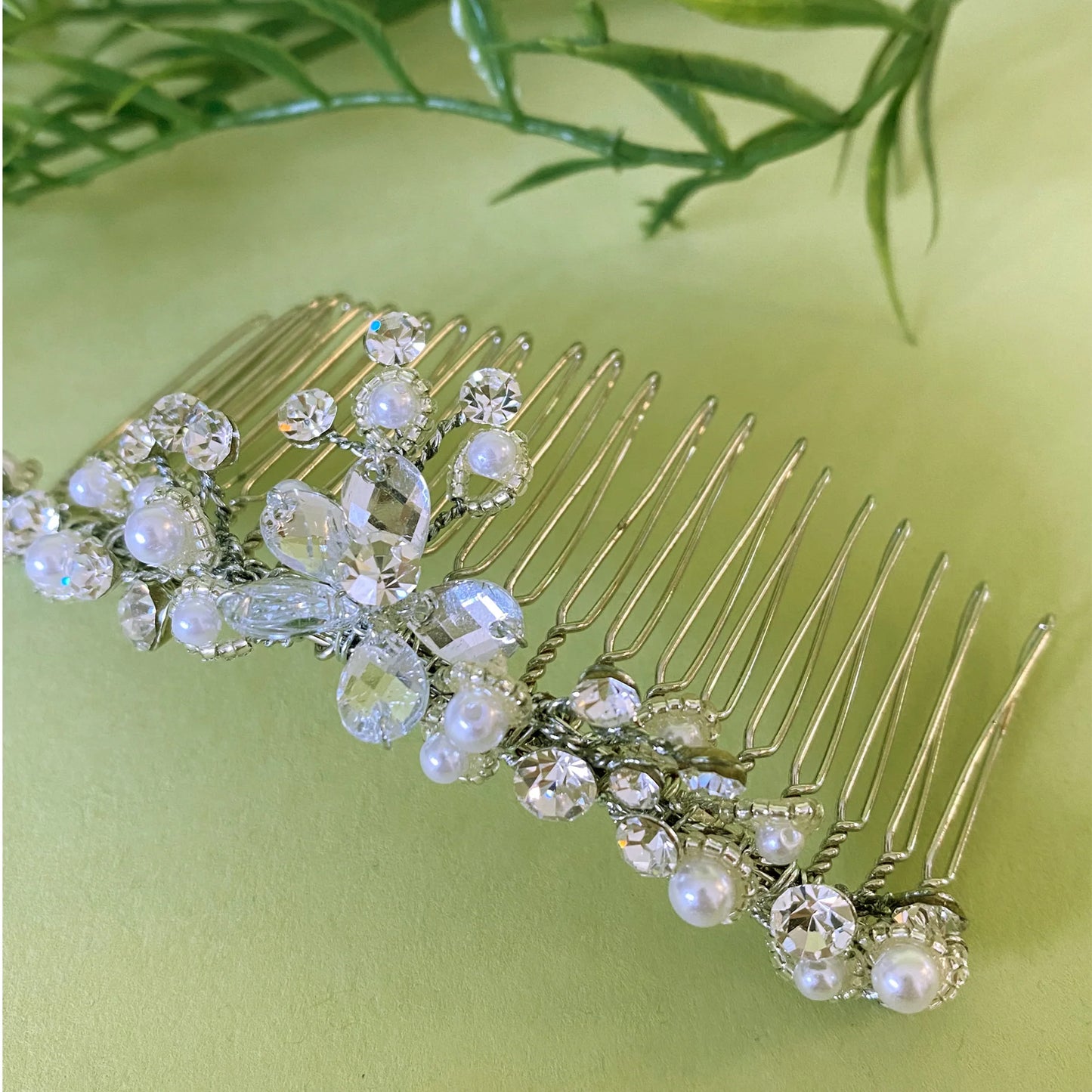 Linzi Jay LM184 Haircomb